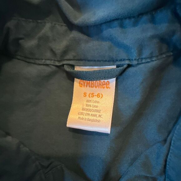 Boys short sleeve button down bundle 5-6 - Picture 4 of 11